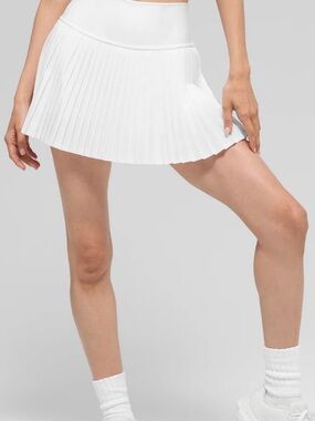 ALO Yoga Grand Slam White Pleated Tennis Skirt